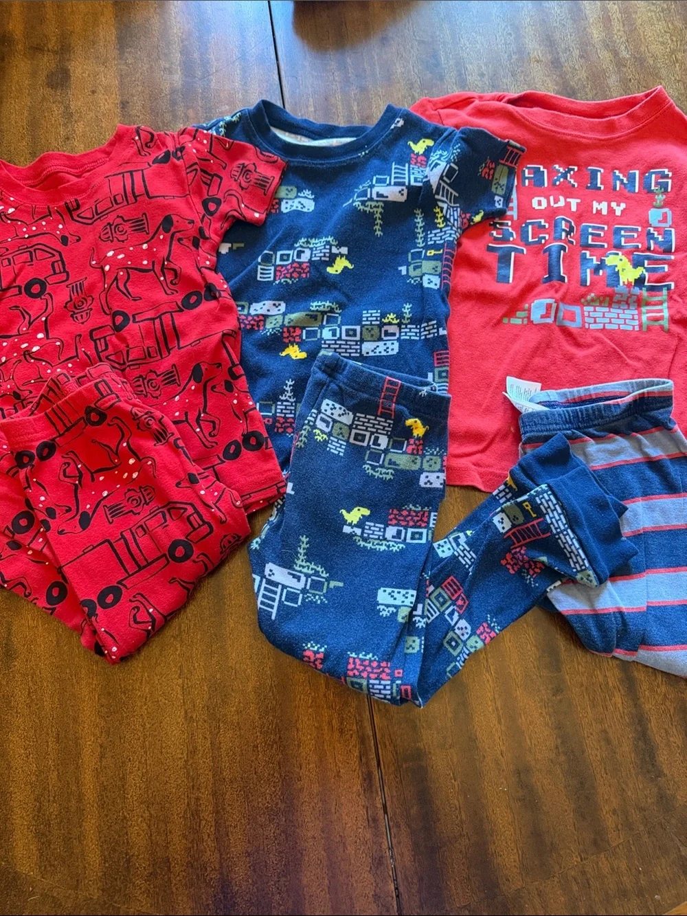 Kids' pajama bundle